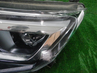 Фара левая Toyota Rav 4 CA40 (2015-2019) LED