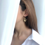 Серьги золотые сердца с кинжалом 1,9 х 3 см, Италия. Замок левербек.