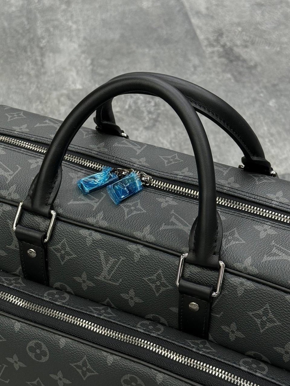Портфель Louis Vuitton Weekender