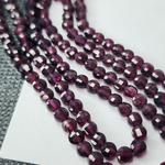 Гранат Родолит, таблетка, огранка, р-р 3.9×2.6мм, цена за нить 19 см