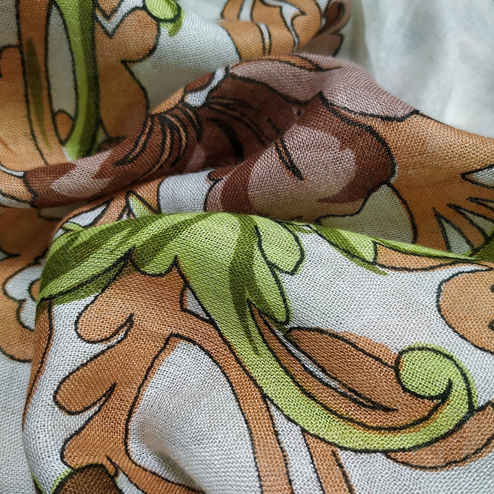 Палантин Вискоза 100% Оранжево-коричневые цветы на белом