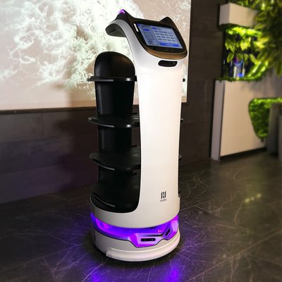 Робот официант PUDU «BellaBot»