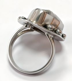 Ювелирное кольцо из серебра 925 пробы,вставка Barogue жемчуг(барочный жемчуг)