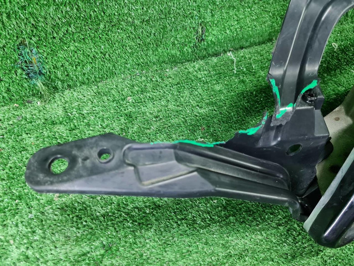 Насадка глушителя левая BMW X7 G07 (2019-2022)