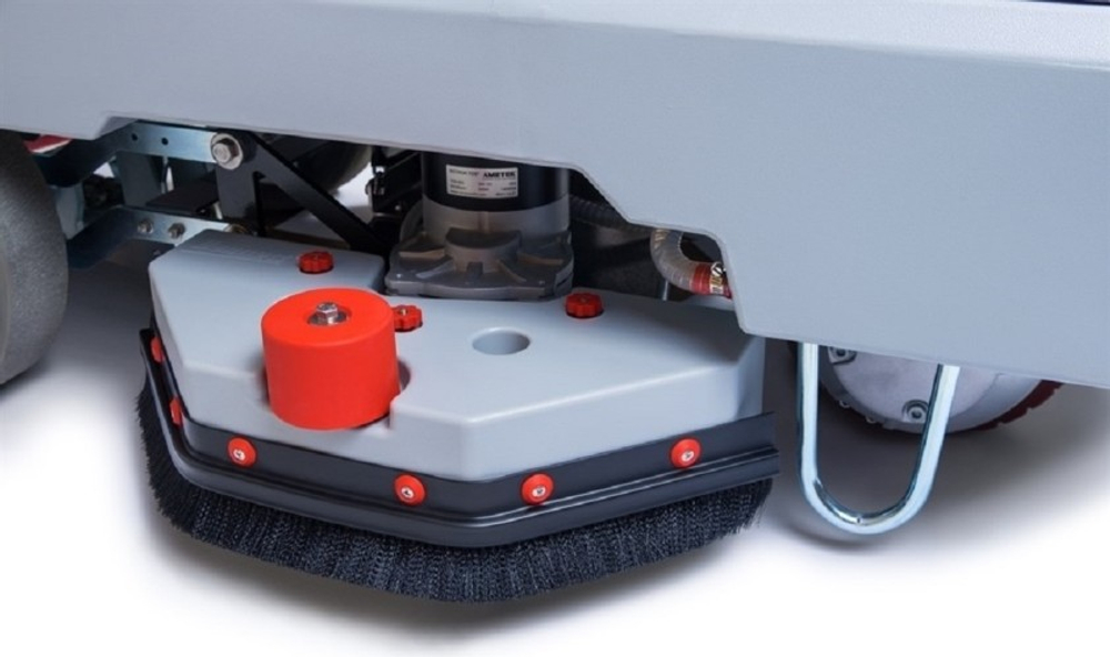 Машина поломоечная Bennett HUSSAR H120-75R Li-200 Ah, с местом оператора BNT64090-li210