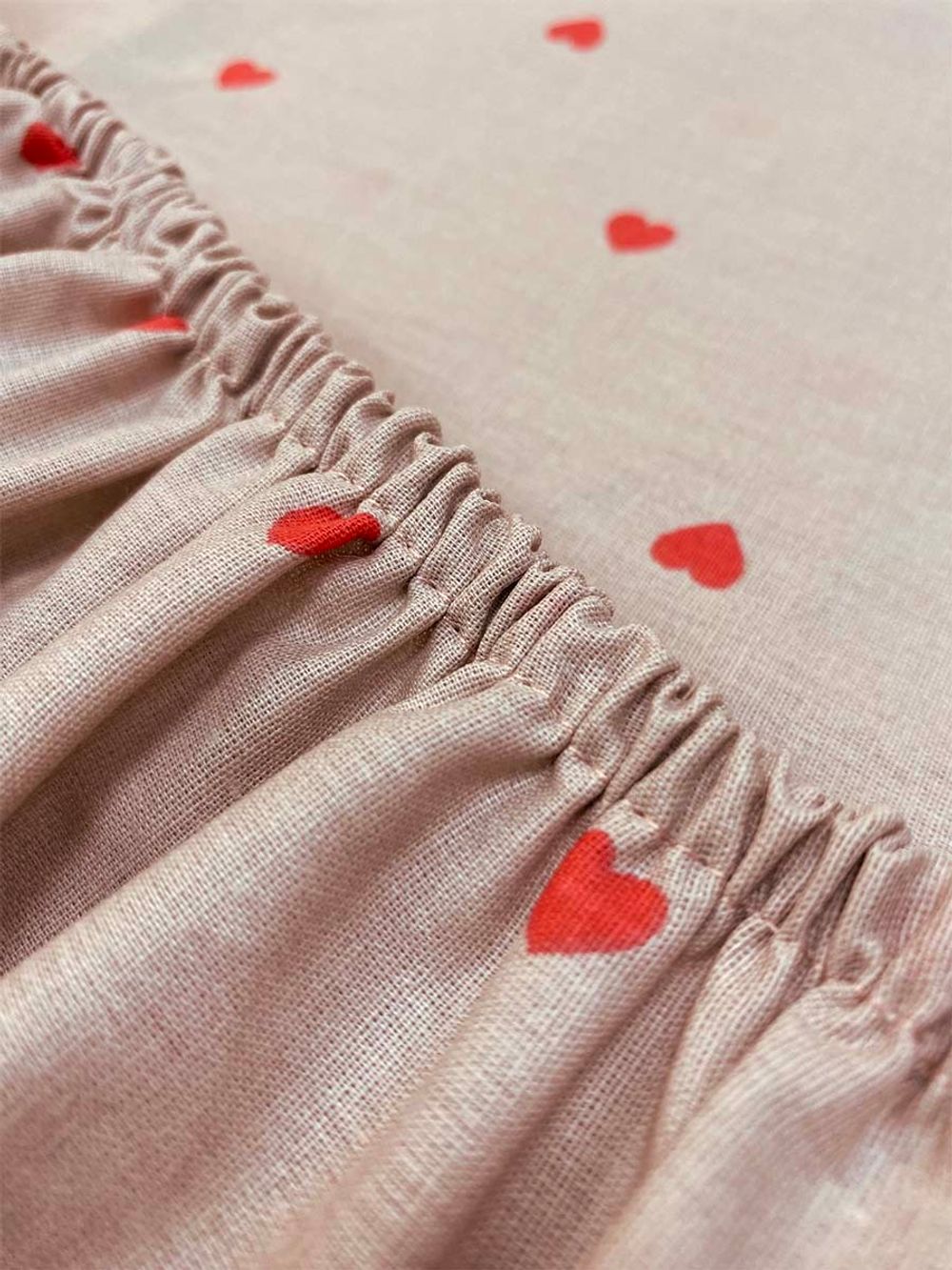 Простынь на резинке перкаль Сказка "Лав" 160x200 см