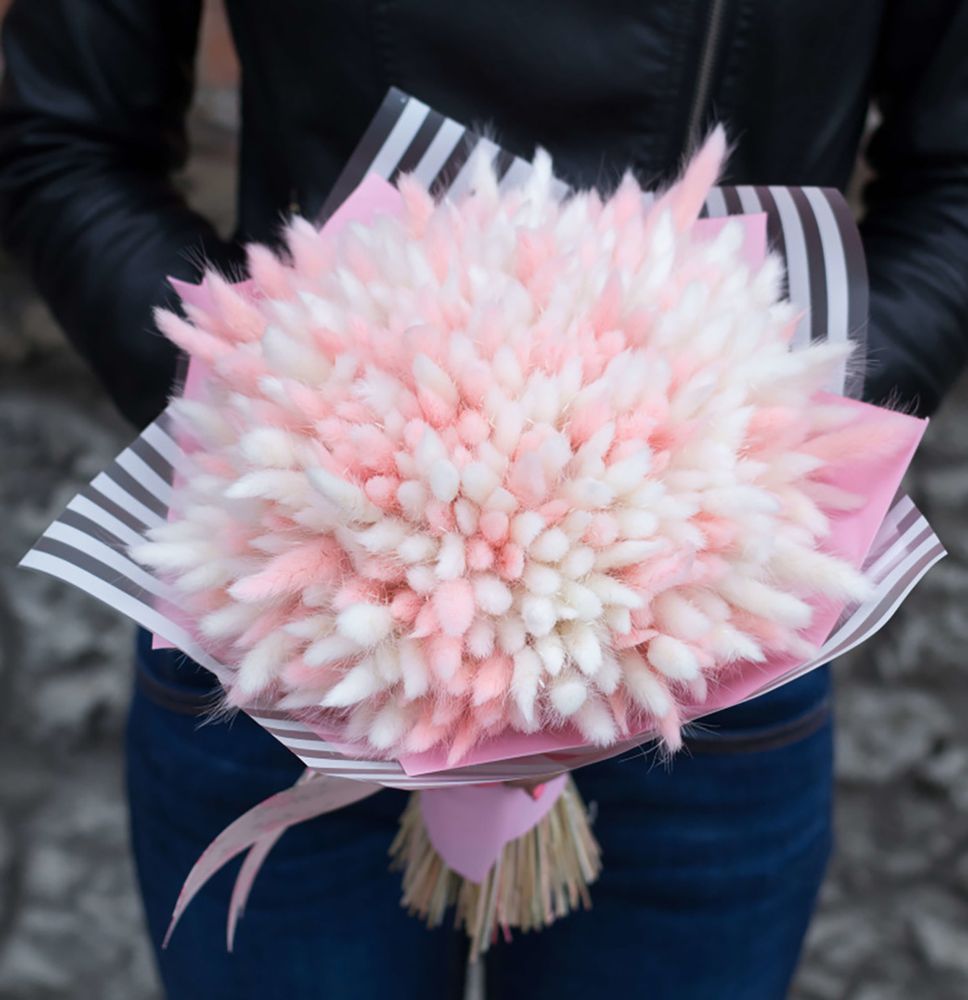 Букет сухоцветов из лагуруса - нежность