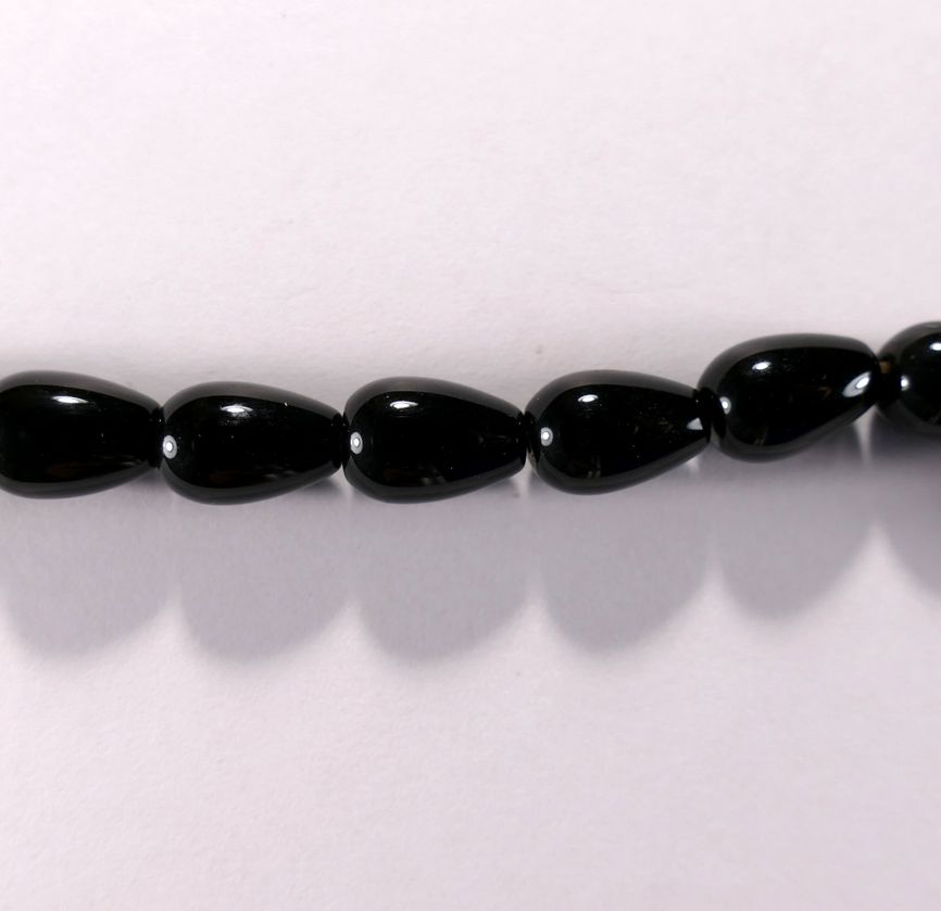 Бусина из оникса черного, фигурная, 8x12 мм (капля, гладкая)