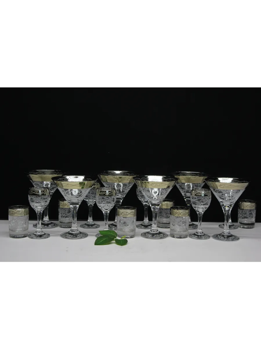Подарочный набор 18 предметов с мартини