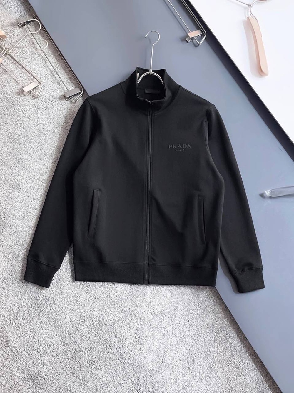 Спортивный костюм Prada