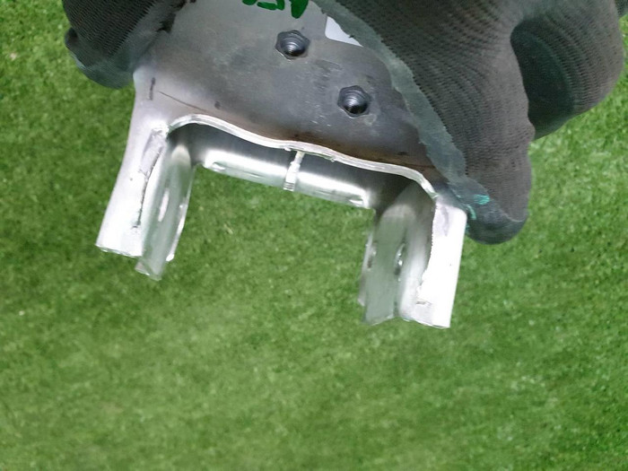 Кронштейн усилителя передний правый BMW 5er F10 (2009-2017)