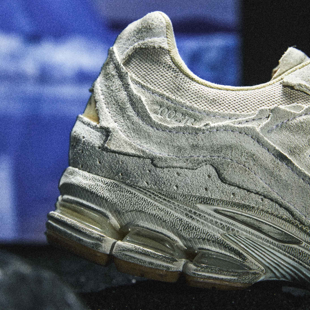 Кроссовки New Balance Nb 2002R "Refined Future"