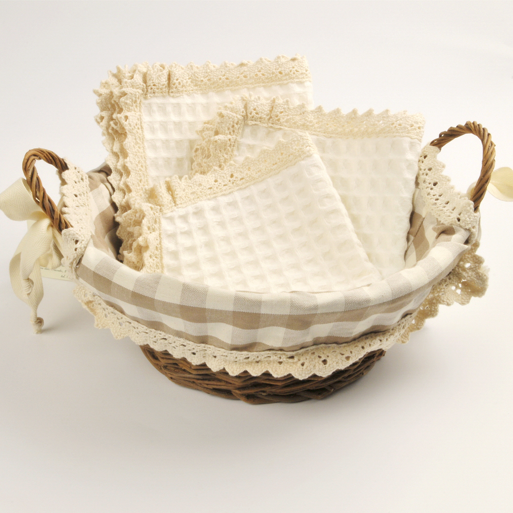 Корзинка и набор бежевых полотенец Ноччола от Old Florence