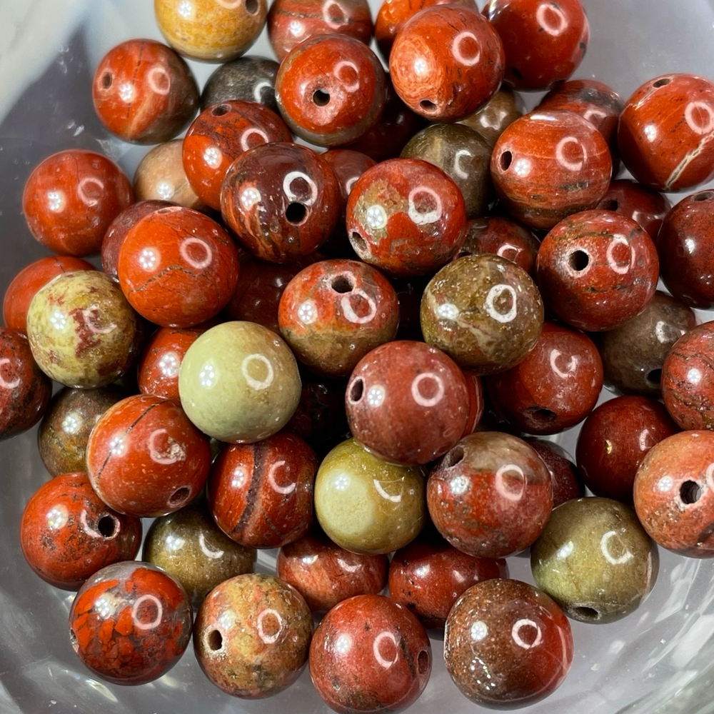 56779  Яшма красная Бусина 8.5мм