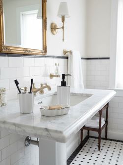 Мыльница Camellia, белая