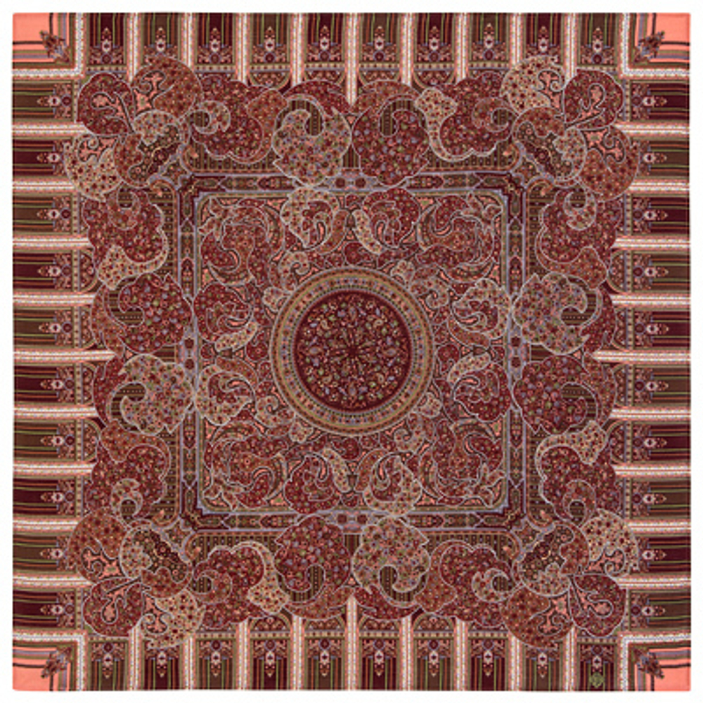 Платок шерстяной с подрубкой