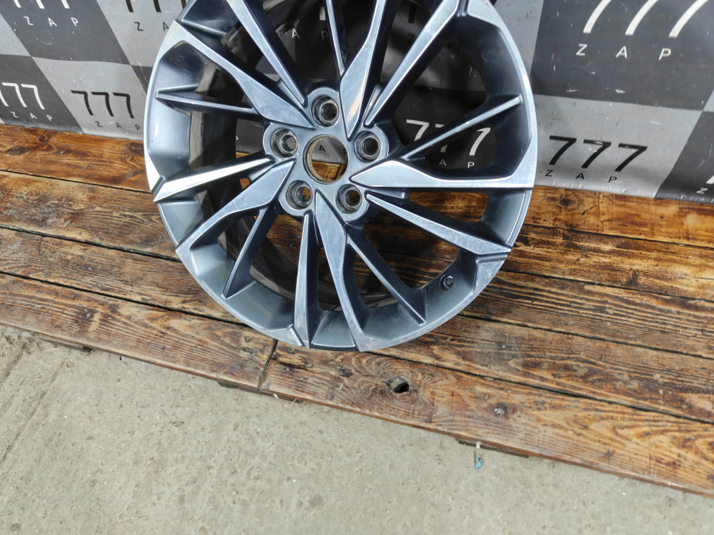 Диск колесный литой R18 Geely Coolray 19-нв Б/У Оригинал 6600115314