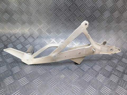 Подножки левые Kawasaki Ninja 400R ER400B (с кронштейном) 052376