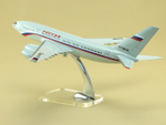 Модель самолета Ил-96-300 (М1:144, СЛО Россия)