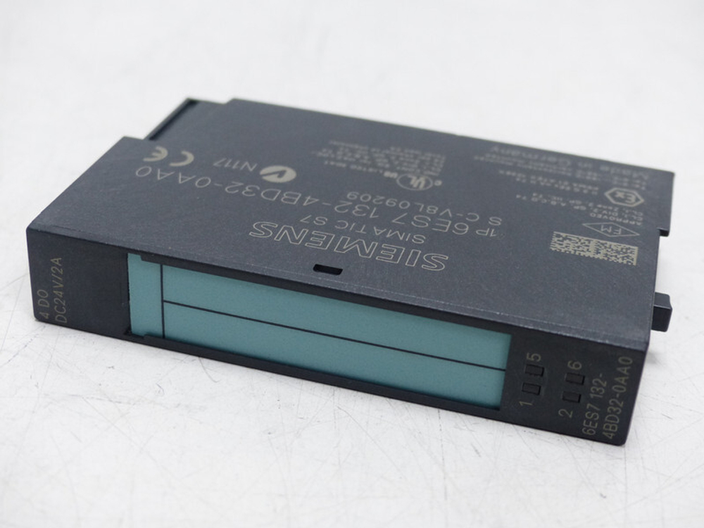 Б/у SIEMENS 6ES7 132-4BD32-0AA0