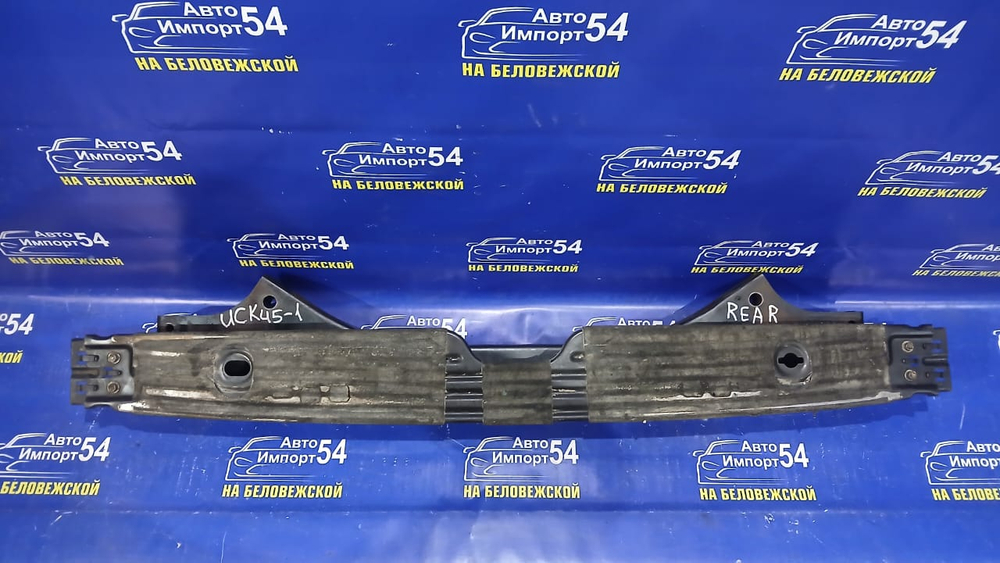 Усилитель заднего бампера TOYOTA SEQUOIA 2000