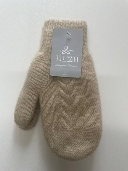 Варежки женские