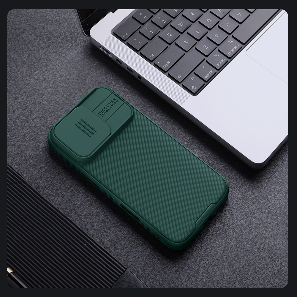 Чехол зеленого цвета (Dark Green) от Nillkin c поддержкой магнитной зарядки MagSafe для iPhone 16 Pro, с защитной шторкой камеры, серия CamShield Pro Magnetic