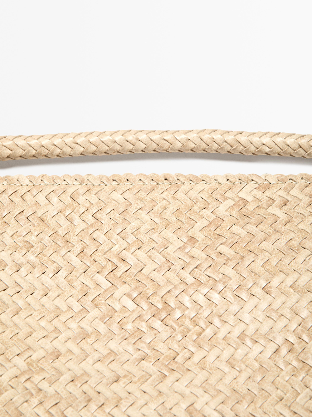 Massimo Dutti Маленькая плетеная кожаная сумка через плечо, кремовый