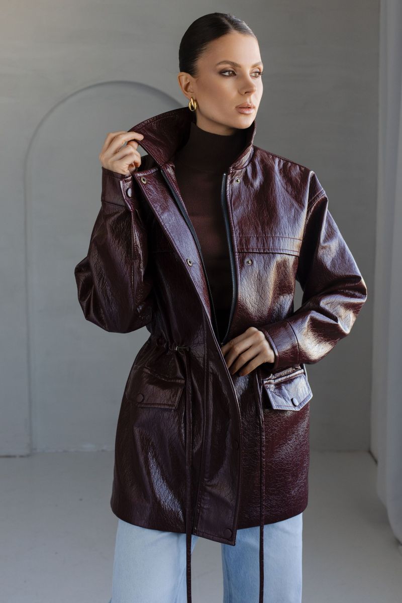 Парка из эко-кожи бордовая