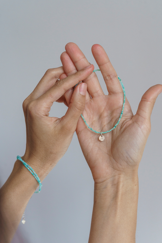 Браслет "Memo about Summer" тонкий из амазонита, на замочке серебро 925