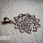 Кулон СЕМЯ ЖИЗНИ в мандале, серебро