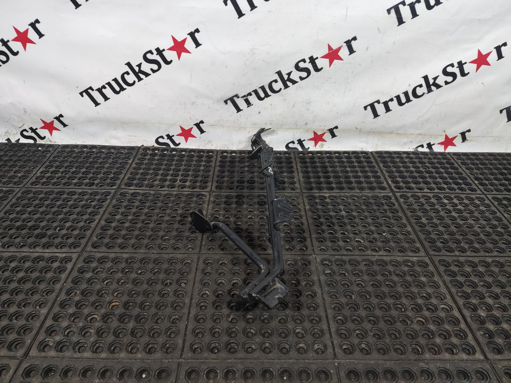 Кронштейн проводки 2023г.