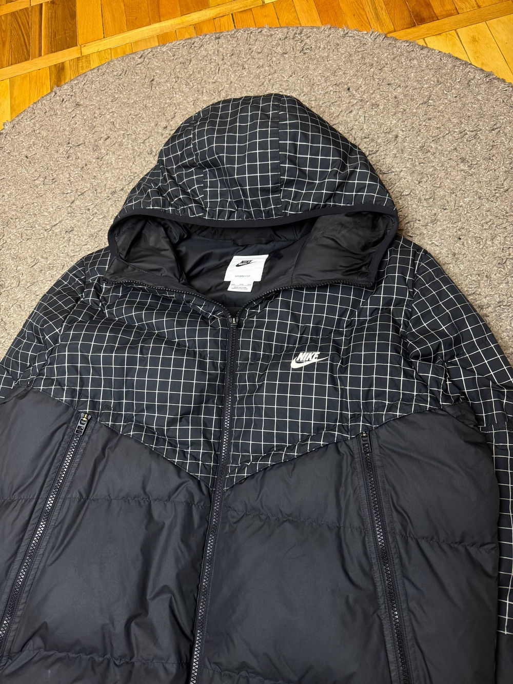 Пуховик Nike Storm-Fit