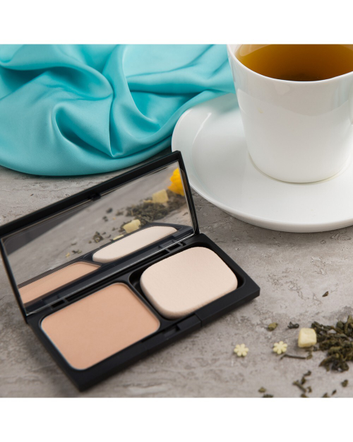 UTP Компактная пудра основа-вуаль Bright Beige - Compact Foundation BB,10 г