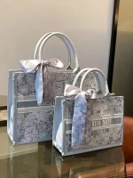 Сумка для учебы большая а4 тоут серая y2k с бантиком