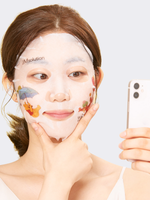 JMSolution Успокаивающая тканевая маска с экстрактом календулы Disney Collection Selfie Barrier Calendula Mask