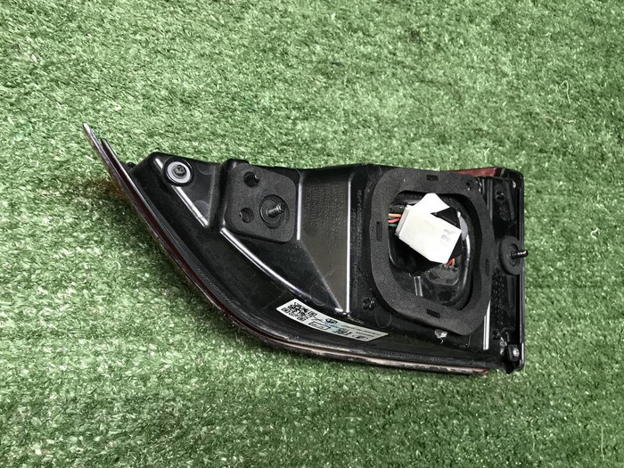 Фонарь левый внутренний Lada Vesta (2022-н.в.)