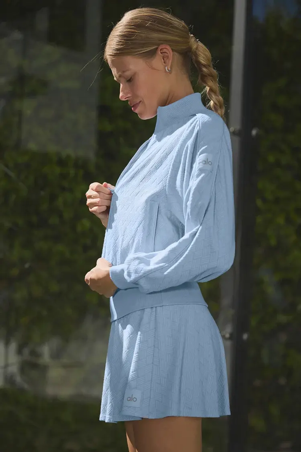 Alo yoga Жакет на молнии, светло-голубой