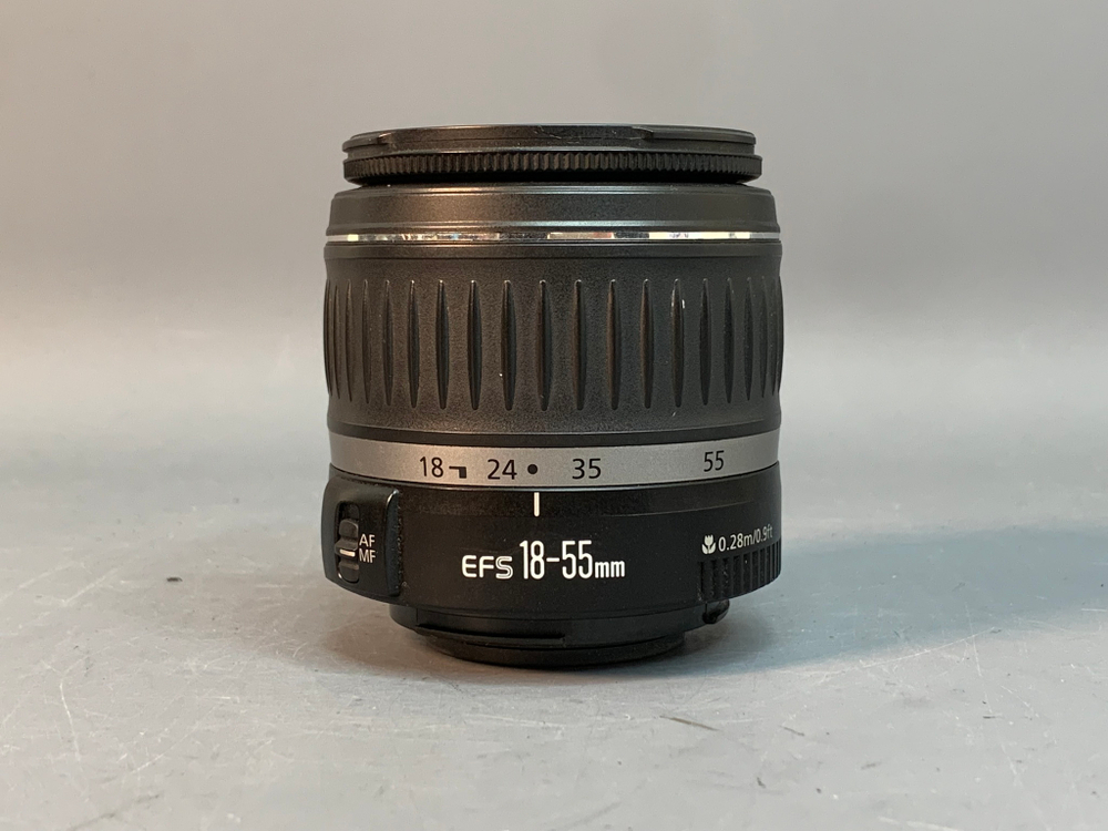 Canon EOS 400D kit EF-S 18-55mm 3.5-5.6 ll