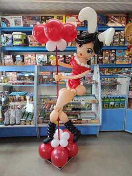 Фигура девушка на 14 февраля