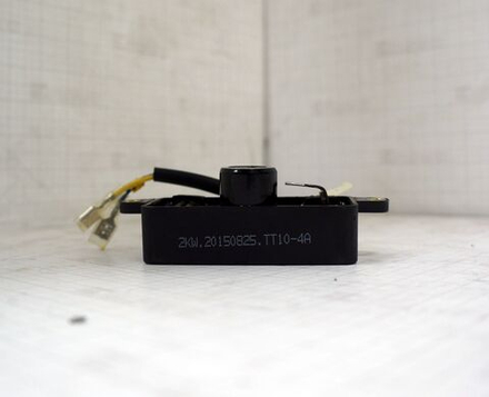 Регулятор напряжения для AGE 3500 / AGE 3500D для двигателя SR170F/P (2.56.04.000300)