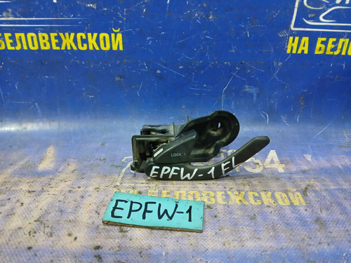 Ручка двери передней левой салонная MAZDA TRIBUTE 2002