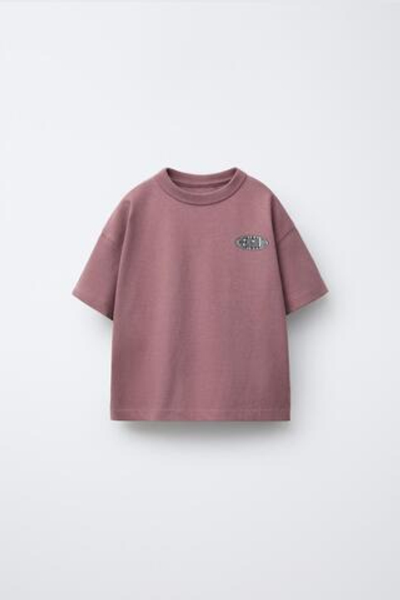ZARA ФУТБОЛКА С ПРИНТОМ «ЛОГОТИП», БАКЛАЖАНОВЫЙ