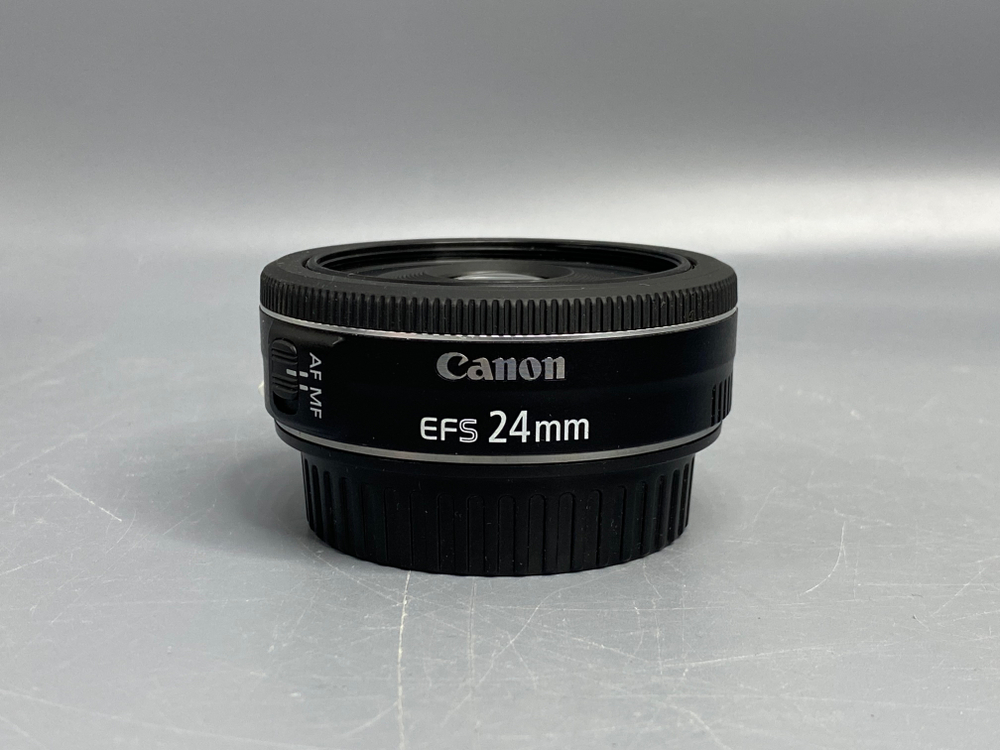 Canon EF-S 24mm 2.8 STM