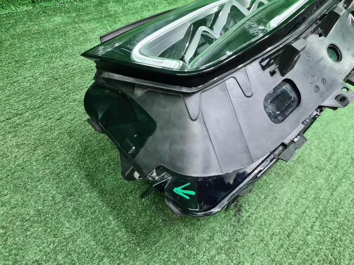 Фара левая Mercedes GLC X253 (2019-2022) LED