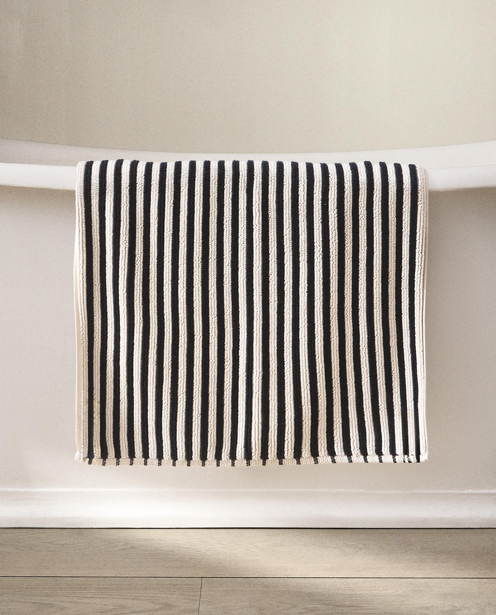 Zara Home коврик для ванной из хлопка, в полоску