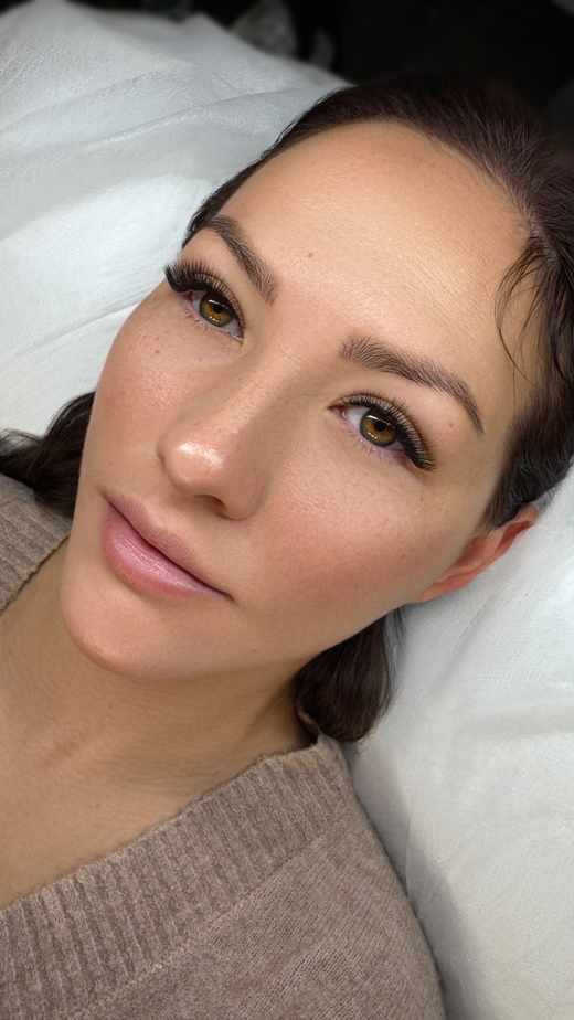 Наращивание ресниц 3D