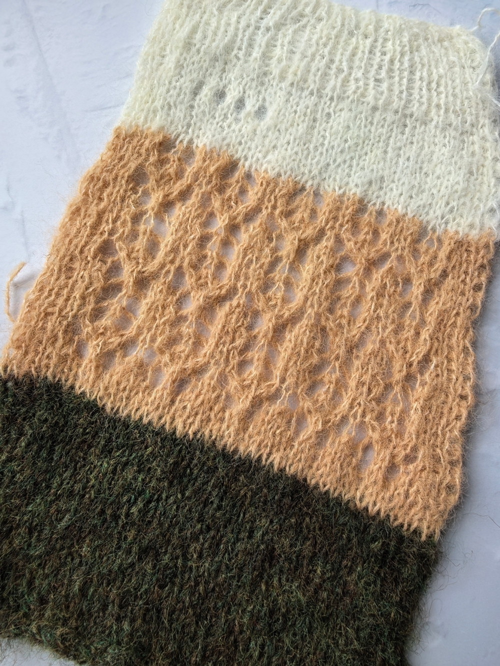 8%шерсть, 90%имитация мохера, 2%спандекс - 500гр - бежевый