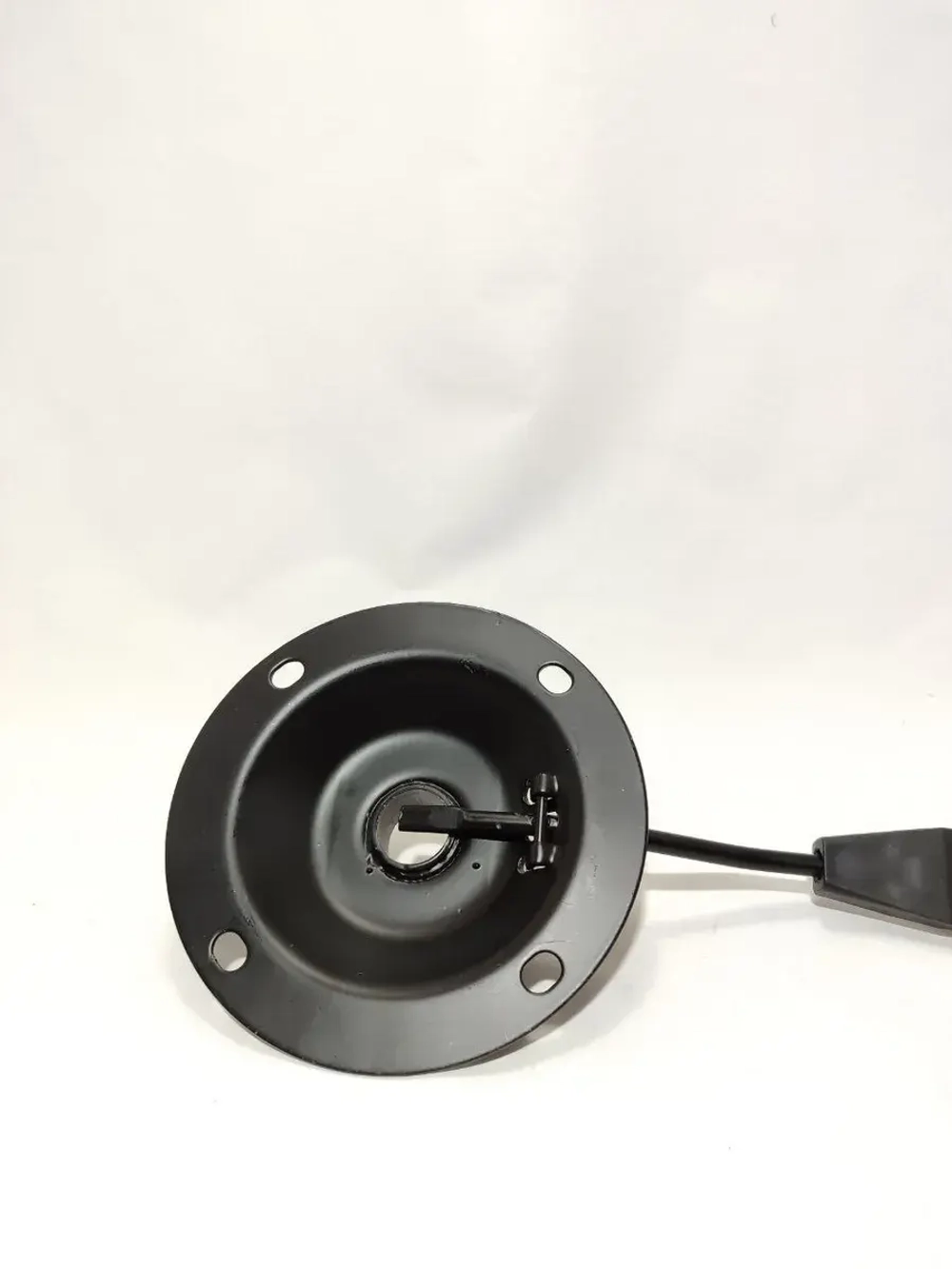 Механизм Пиастра для крепления компьютерного кресла