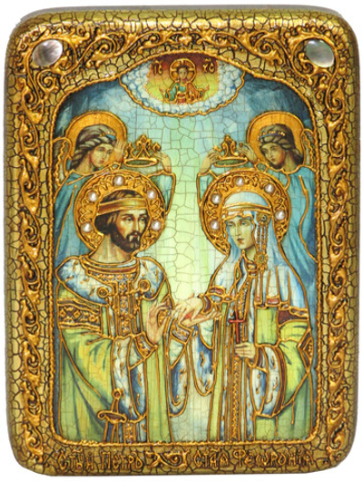 Инкрустированная рукописная икона Петр и Февронья 20х15см на натуральном дереве в подарочной коробке